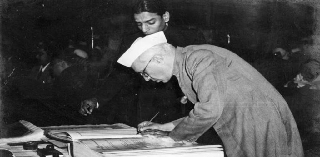 Nehru’s Love for Power and the Family’s Political Aspirations - Nishant Verma