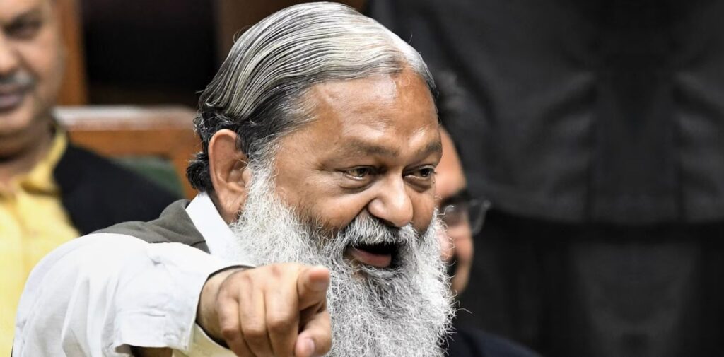 Will-the-Face-of-Haryana-CM-Change-Insights-in-Light-of-the-Maharashtra-Elections-Balancing-Seniority-and-Loyalty-The-Case-of-Anil-Vij-Nishant-Verma