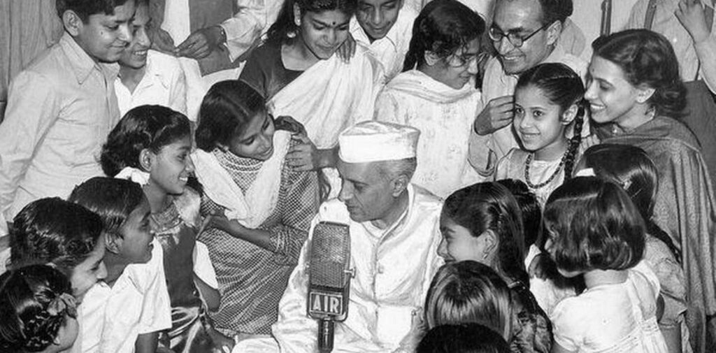 Why-Jawaharlal-Nehru-Birthday-is-Celebrated-as-Childrens-Day-Nehrus-Love-for-Children