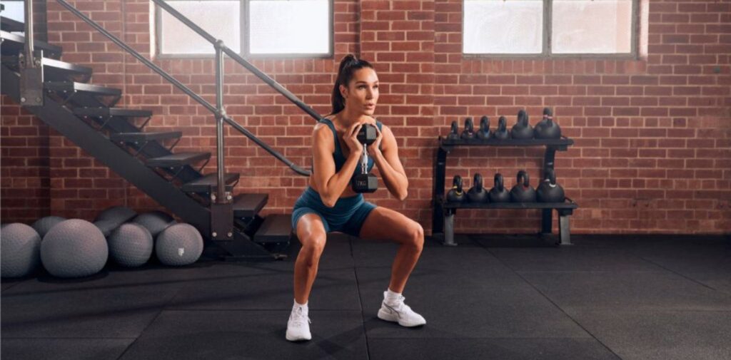 10-Quick-Workouts-You-Can-Do-at-Home-Without-Equipment-Squats