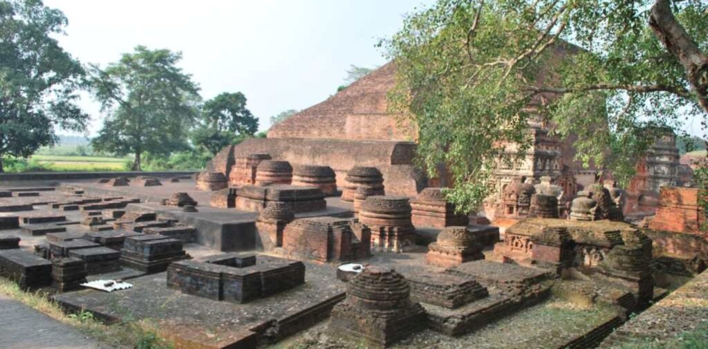  Ancient Universities of India: Nalanda and Takshashila
