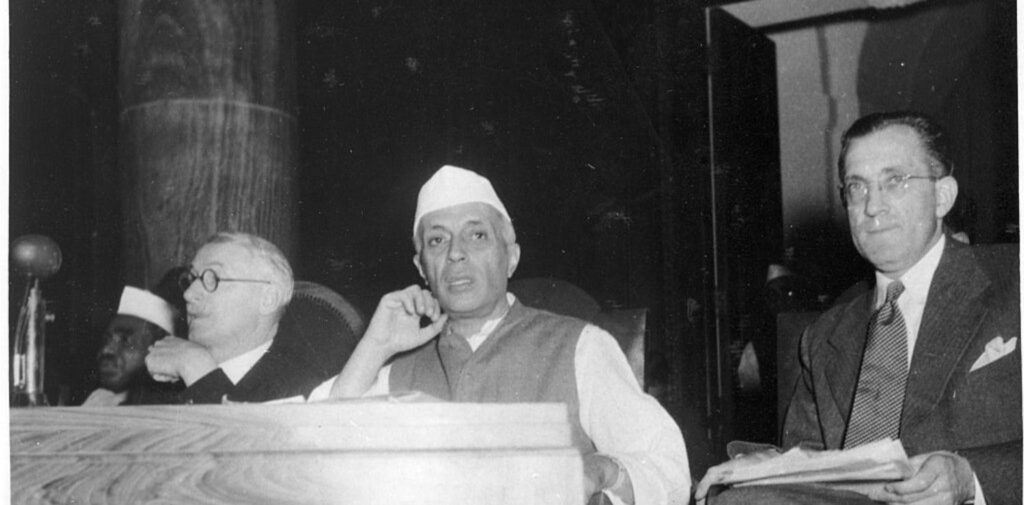  Emergency of 1975: A Result of Nehru-Gandhi's Authoritarianism