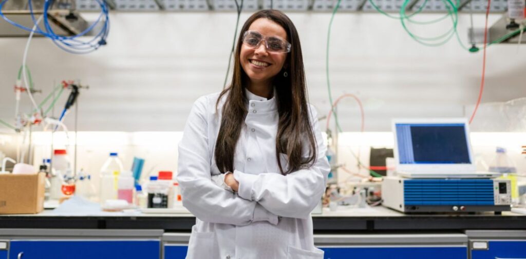 Encouraging-Girls-to-Pursue-Science