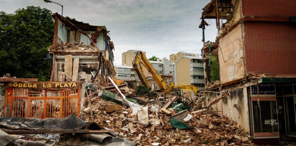 The-Impact-of-the-2001-Gujarat-Earthquake-on-Indias-Disaster-Management-System-The-Destruction-of-the-Gujarat-Earthquake
