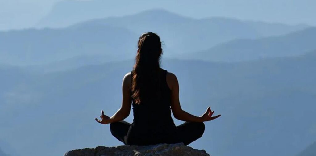 Influence-of-Indian-Spirituality-and-Meditation-on-Global-Wellness-Trends-The-Global-Rise-of-Yoga-and-Meditation