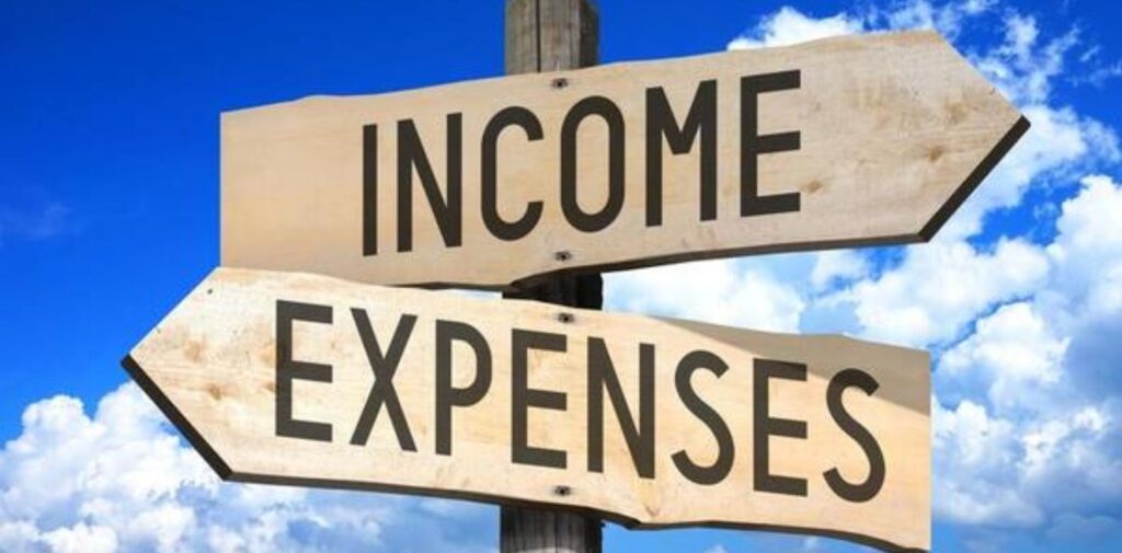 Smart-Financial-Planning-for-Freelancers-and-Gig-Workers-in-India.   -Understand-Your-Income-and-Expenses-Clearly.